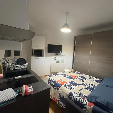 Apartman 15 *